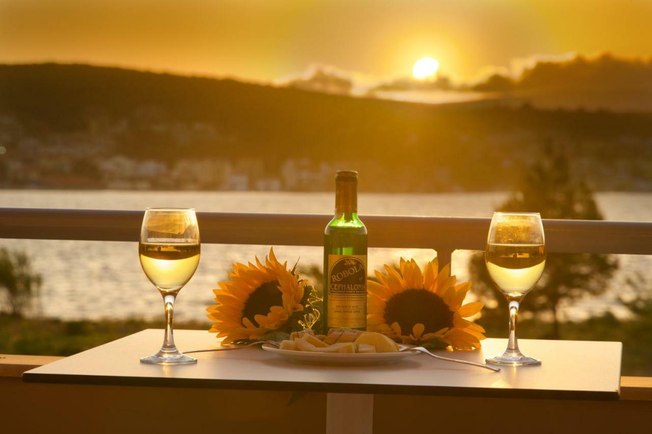Gliving365 Capital Apartment Argostoli  Ngoại thất bức ảnh